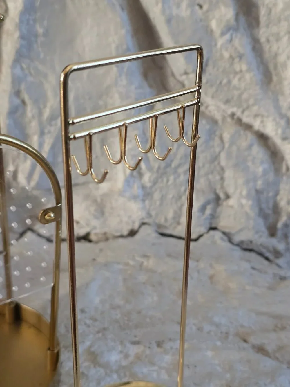 UO Home Gold-tone Jewelry Display Stands Earring Marble Base Necklace Holder set